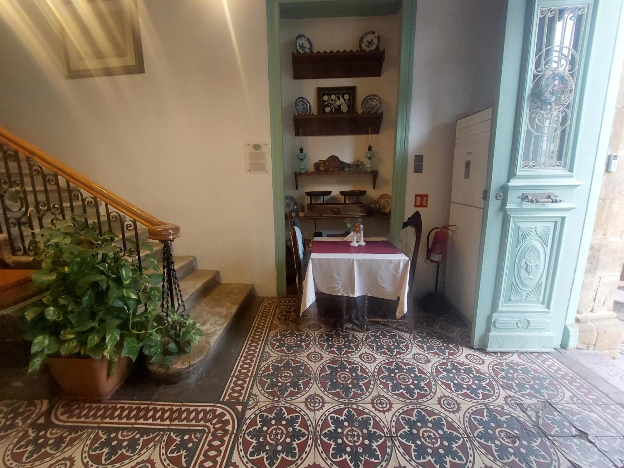 Hotel Valide Hanim Konak 니코시아 외부 사진